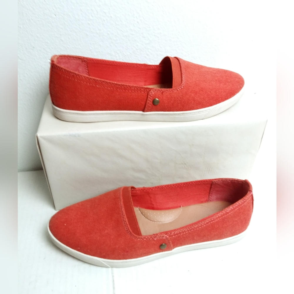 Sonoma Orange Coral Sneakers Canvas Comfortable Casual Footwear 7M